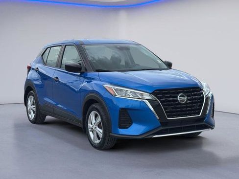 Used 2021 Nissan Kicks S FWD image 5