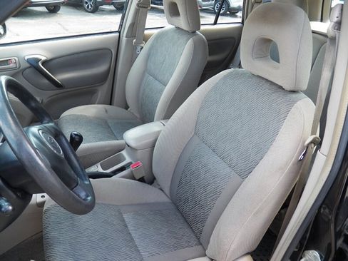 Used 2001 Toyota RAV4 2WD image 6