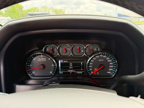 Used 2015 Chevrolet Silverado 1500 LTZ Z71 w/ Midnight Edition image 11