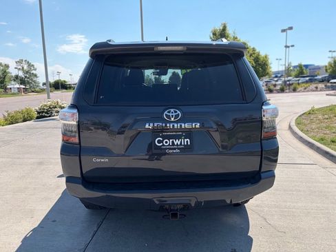 Used 2024 Toyota 4Runner SR5 Premium AWD/4WD image 9