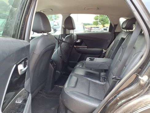 Used 2017 Kia Niro FWD image 9