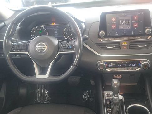 Used 2020 Nissan Altima 2.5 SV FWD image 13