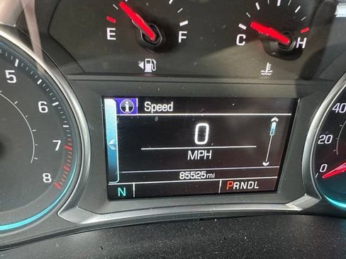Used 2019 Chevrolet Traverse LT w/ LPO, Floor Liner Package FWD image 10