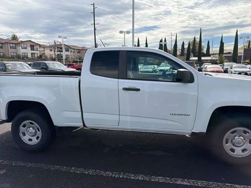 Used 2017 Chevrolet Colorado W/T image 4