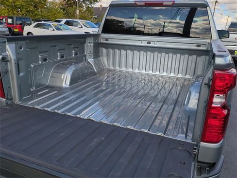 Certified 2025 Chevrolet Silverado 1500 Custom w/ LPO, Dark Essentials Package image 25