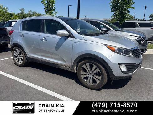 Used 2011 Kia Sportage EX w/ Premium Pkg w/Leather Seats AWD/4WD image 1