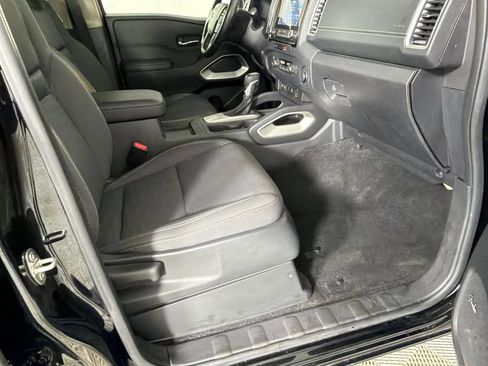 Used 2024 Nissan Frontier SV w/ SV Convenience Package RWD image 13