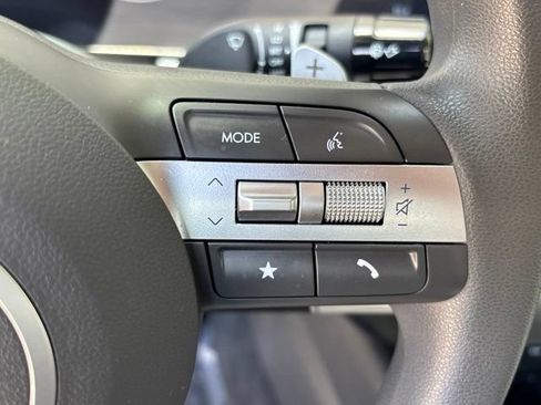 Used 2025 Hyundai Sonata SEL FWD image 17