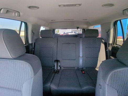 Used 2017 GMC Yukon SLE w/ Convenience Package AWD/4WD image 10