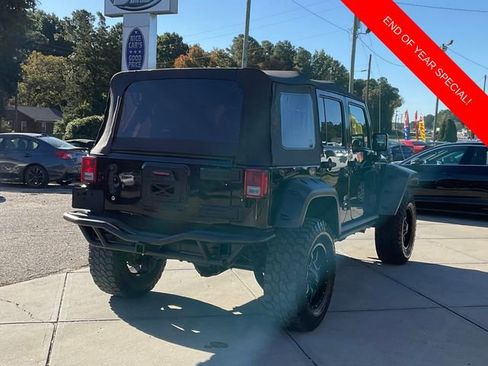 Used 2015 Jeep Wrangler Unlimited Sahara w/ Connectivity Group image 7
