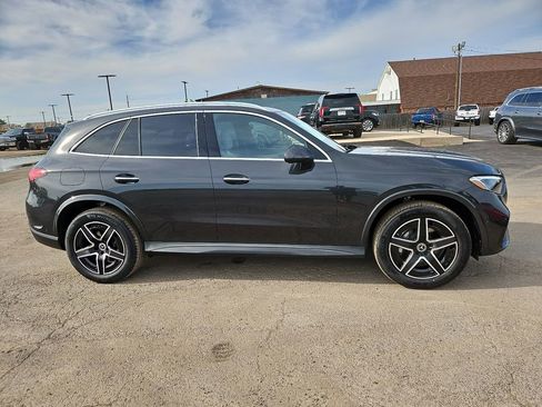 New 2026 Mercedes-Benz GLC 300 image 9