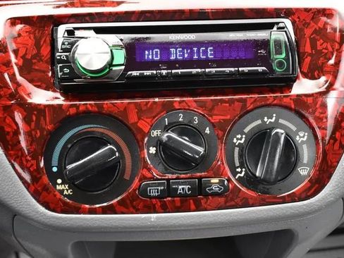 Used 2005 Mitsubishi Lancer ES FWD image 24