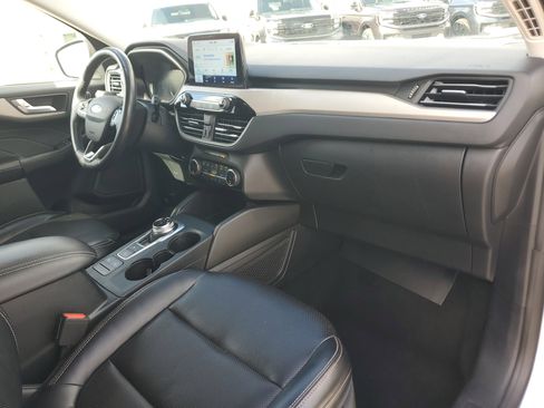 Used 2022 Ford Escape SEL w/ Technology Package image 13