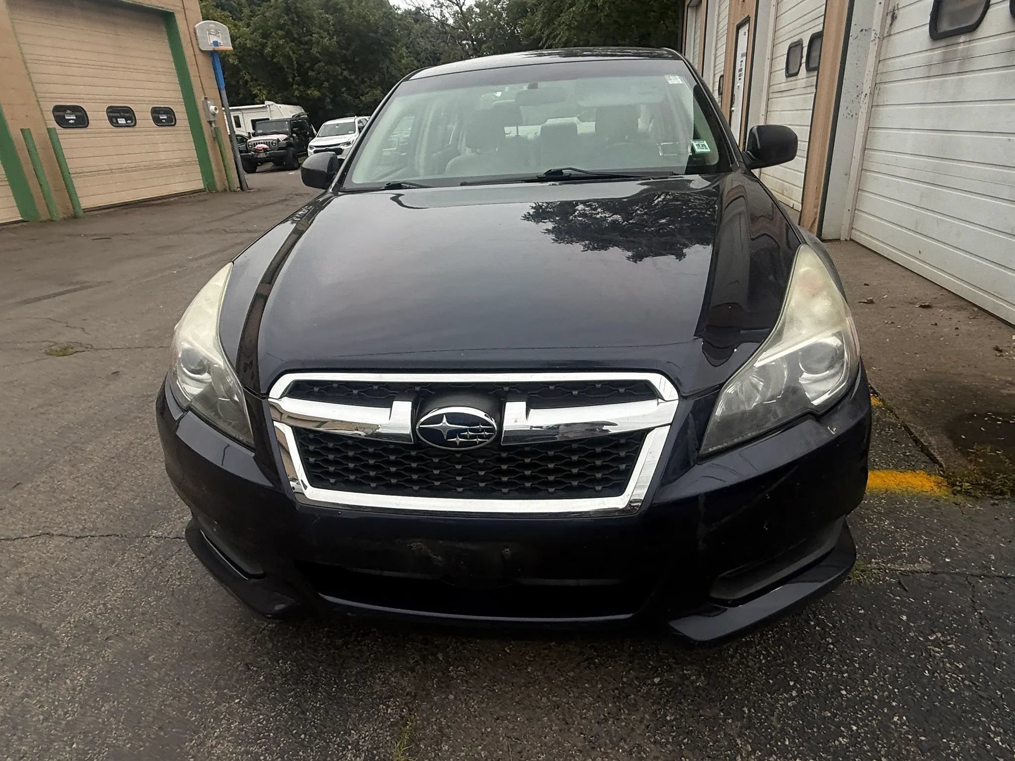 Used 2014 Subaru Legacy 2.5i Premium AWD/4WD image 4