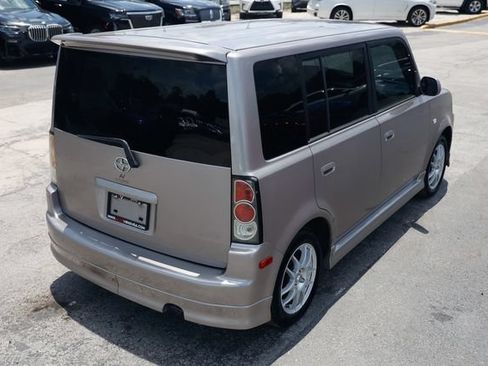 Used 2005 Scion xB FWD image 14