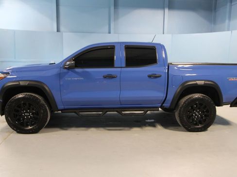 Used 2025 Chevrolet Colorado Trail Boss AWD/4WD image 26