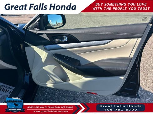 Used 2017 Nissan Maxima 3.5 SL FWD image 29