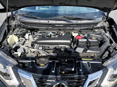 Used 2019 Nissan Rogue SL w/ Premium Package FWD image 11