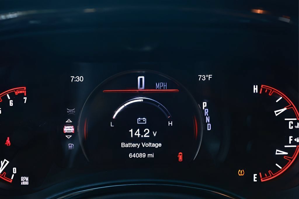 Used 2023 Dodge Durango GT RWD image 29