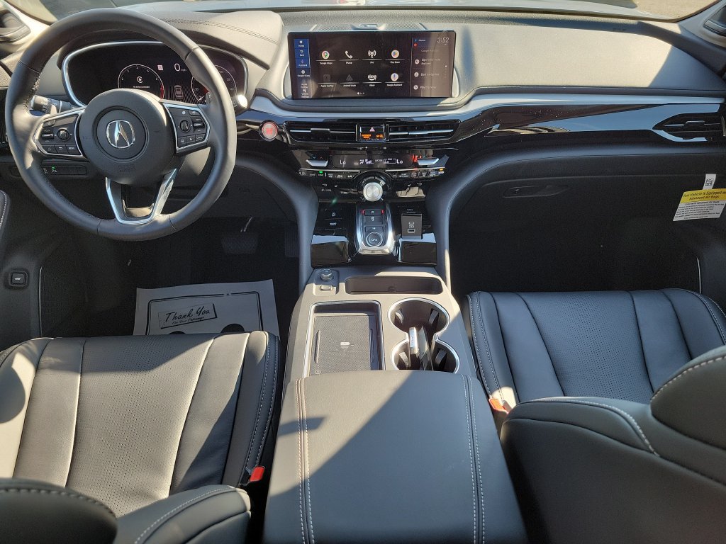 Certified 2026 Acura MDX w/ Technology Package FWD image 17