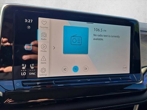 New 2026 Volkswagen Atlas SE FWD image 14