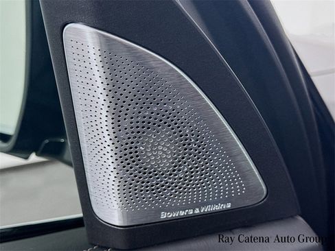 Used 2024 BMW X7 M60i w/ Executive Package image 19