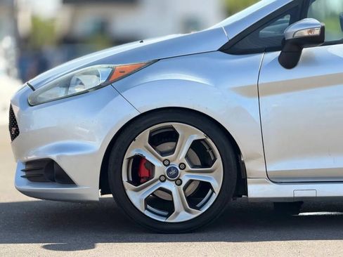 Used 2015 Ford Fiesta ST FWD image 8