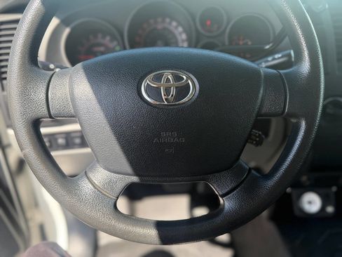 Used 2010 Toyota Tundra 4x4 Regular Cab Long Bed image 93