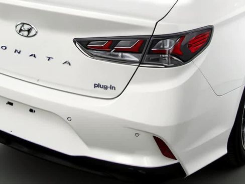 Used 2019 Hyundai Sonata Limited image 8