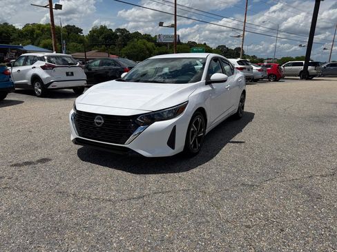 Used 2024 Nissan Sentra SV FWD image 7