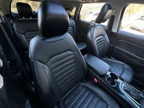 Used 2017 Ford Edge SEL w/ Equipment Group 201A image 39