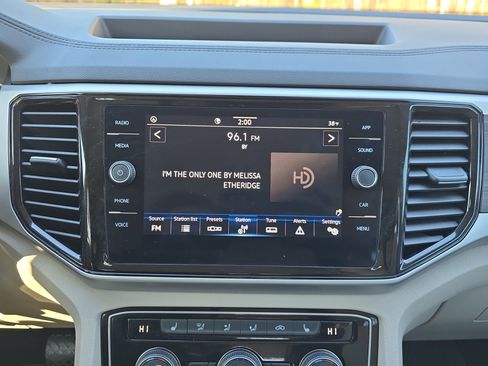 Used 2023 Volkswagen Atlas SE image 20