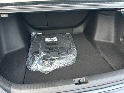 New 2025 Honda Accord EX-L image 24