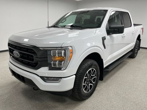 Used 2023 Ford F150 XLT AWD/4WD image 4