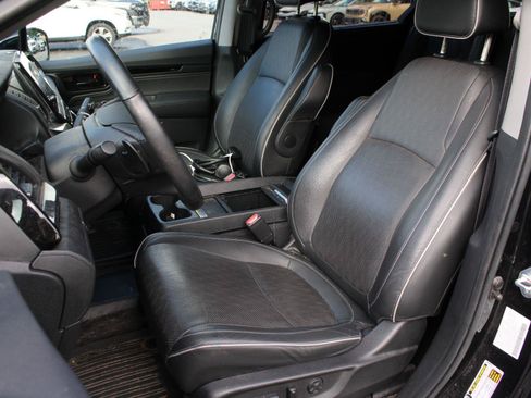 Used 2024 Honda Odyssey Elite image 19