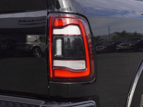 Used 2019 RAM 3500 Laramie AWD/4WD image 12