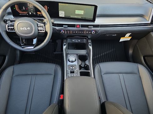 New 2025 Kia Sorento EX w/ EX Panoramic Sunroof Package image 9