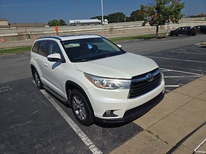 Used 2015 Toyota Highlander XLE