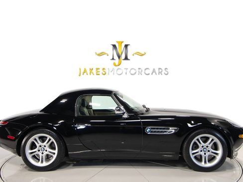 Used 2000 BMW Z8 RWD image 17
