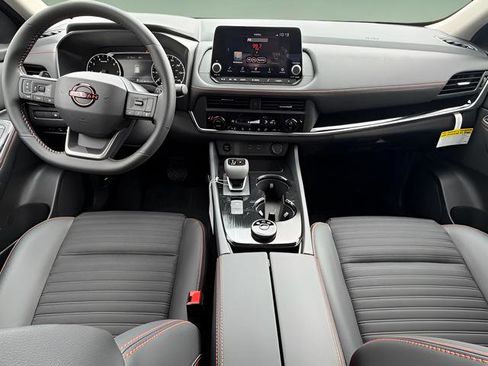 New 2026 Nissan Rogue Rock Creek image 10