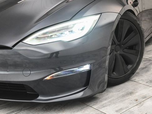 Used 2021 Tesla Model S Plaid image 33