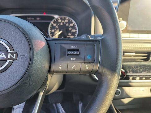 Certified 2023 Nissan Rogue SV image 20