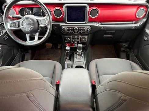 Certified 2023 Jeep Gladiator Rubicon w/ Cold Weather Group image 13