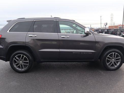 Used 2018 Jeep Grand Cherokee Limited image 6