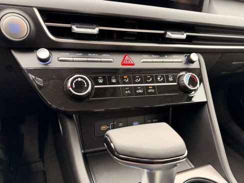 Certified 2026 Hyundai Sonata SE FWD image 17