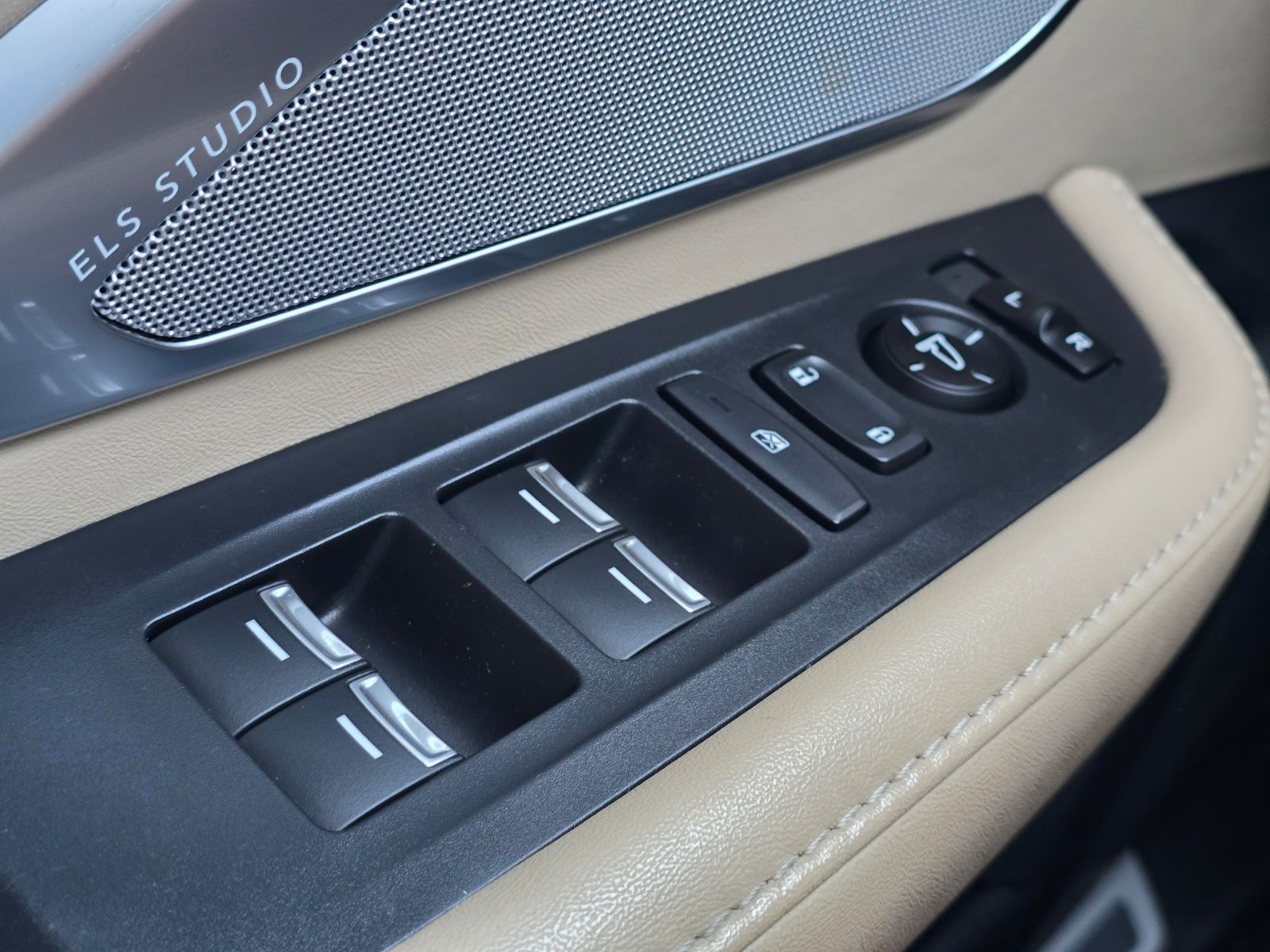Used 2020 Acura RDX w/ Technology Package FWD image 22