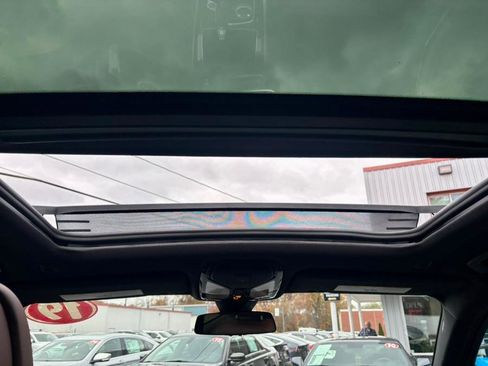 Used 2019 BMW X5 xDrive50i w/ M Sport Package image 28