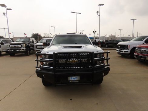Used 2019 Chevrolet Silverado 3500 LTZ w/ Duramax Plus Package image 5