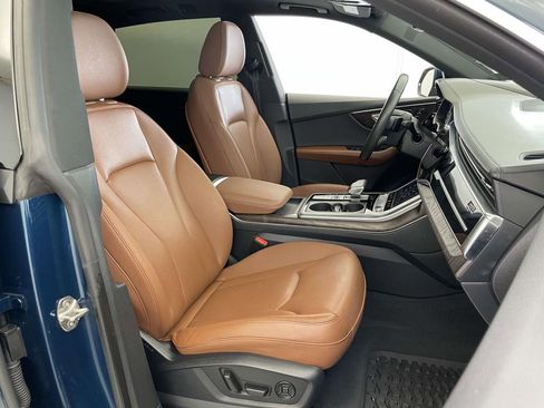 Used 2020 Audi Q8 Prestige w/ Prestige Package image 23