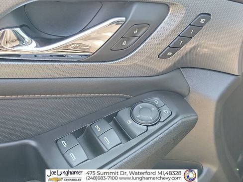 Certified 2020 Chevrolet Traverse Premier FWD image 25